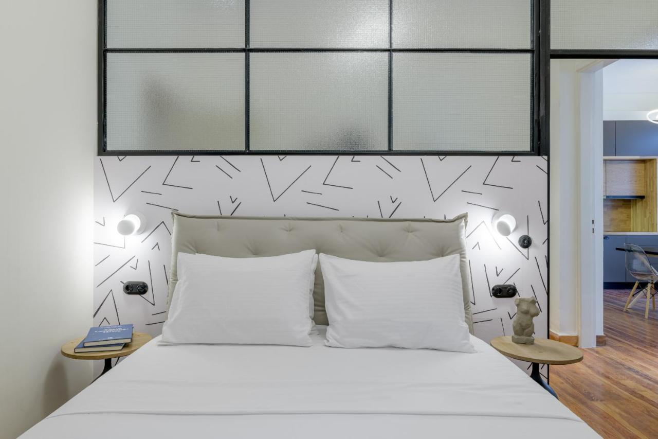 شقة 3Bdr Modern Design & Bright Interiors In Plaka أثينا المظهر الخارجي الصورة